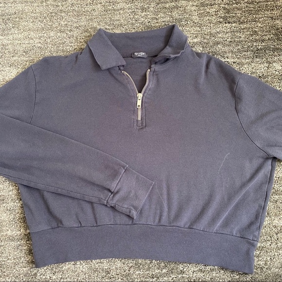 brandy melville cropped quarter zip - Picture 2 of 4